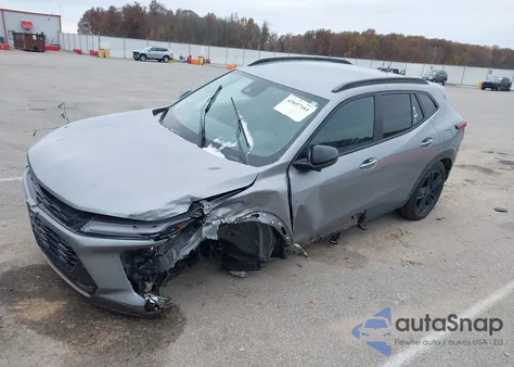 2025 Chevrolet Trax Fwd Activ z USA, uszkodzony, nr VIN KL77LKEP4SC117375